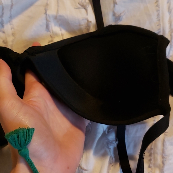 🦋🎁Black padded bikini top - Picture 5 of 5